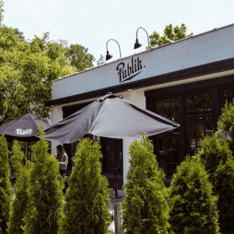 Publik Exterior